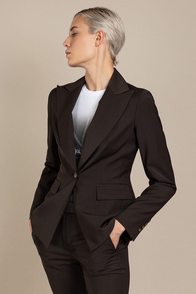 Классический жакет на одной пуговице VASSA&Co, Коричневый, VASSA&Co V205256N-1145C88
Классический жакет на одной пуговице VASSA&Co, Коричневый, VASSA&Co V205256N-1145C88