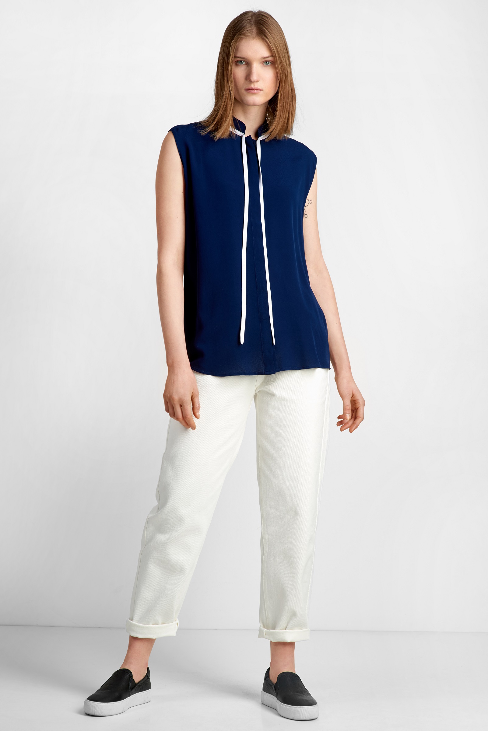 Блузка прямого кроя синего цвета VASSA&Co