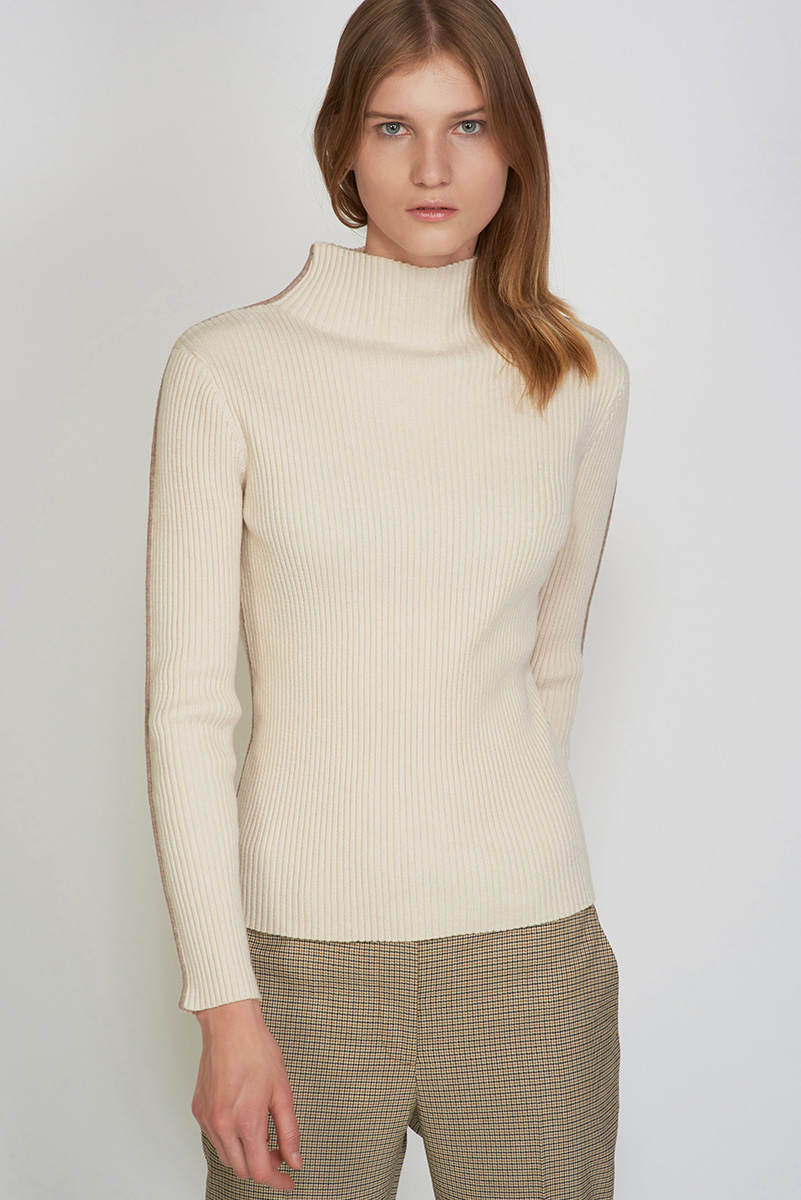 

Джемпер с длинным рукавом из фактурного трикотажа VASSA&Co, VASSA&Co PLKZ2061C20