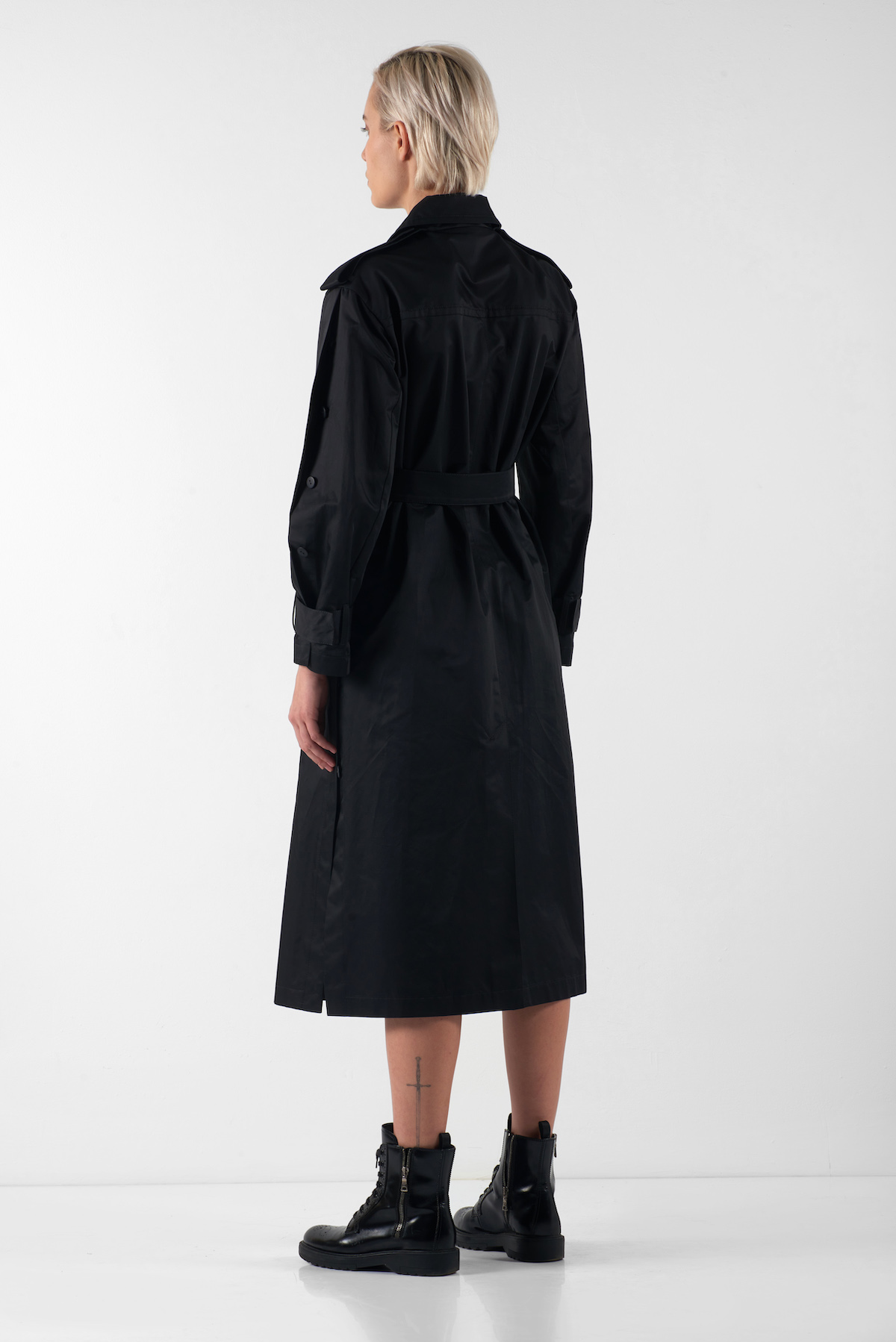 

Дизайнерский плащ VASSA&Co, Черный, VASSA&Co V223139N-1863C99